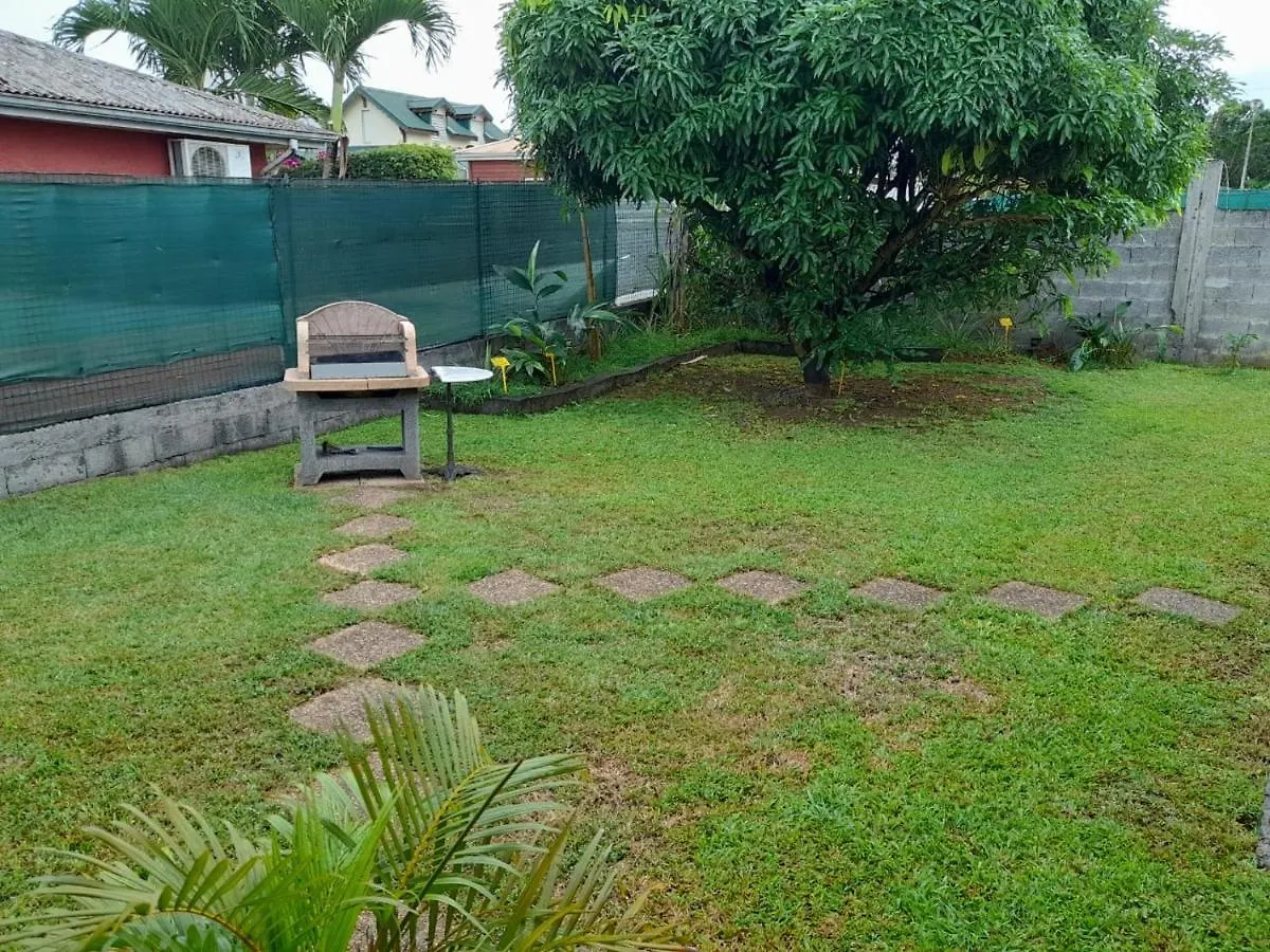 La Villa Bois-Rada Sainte-Rose 0*,  Guadalupe