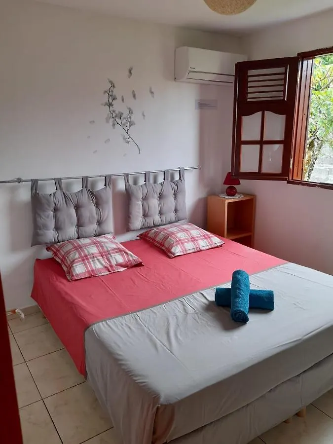 Casa de Campo La Villa Bois-Rada Sainte-Rose