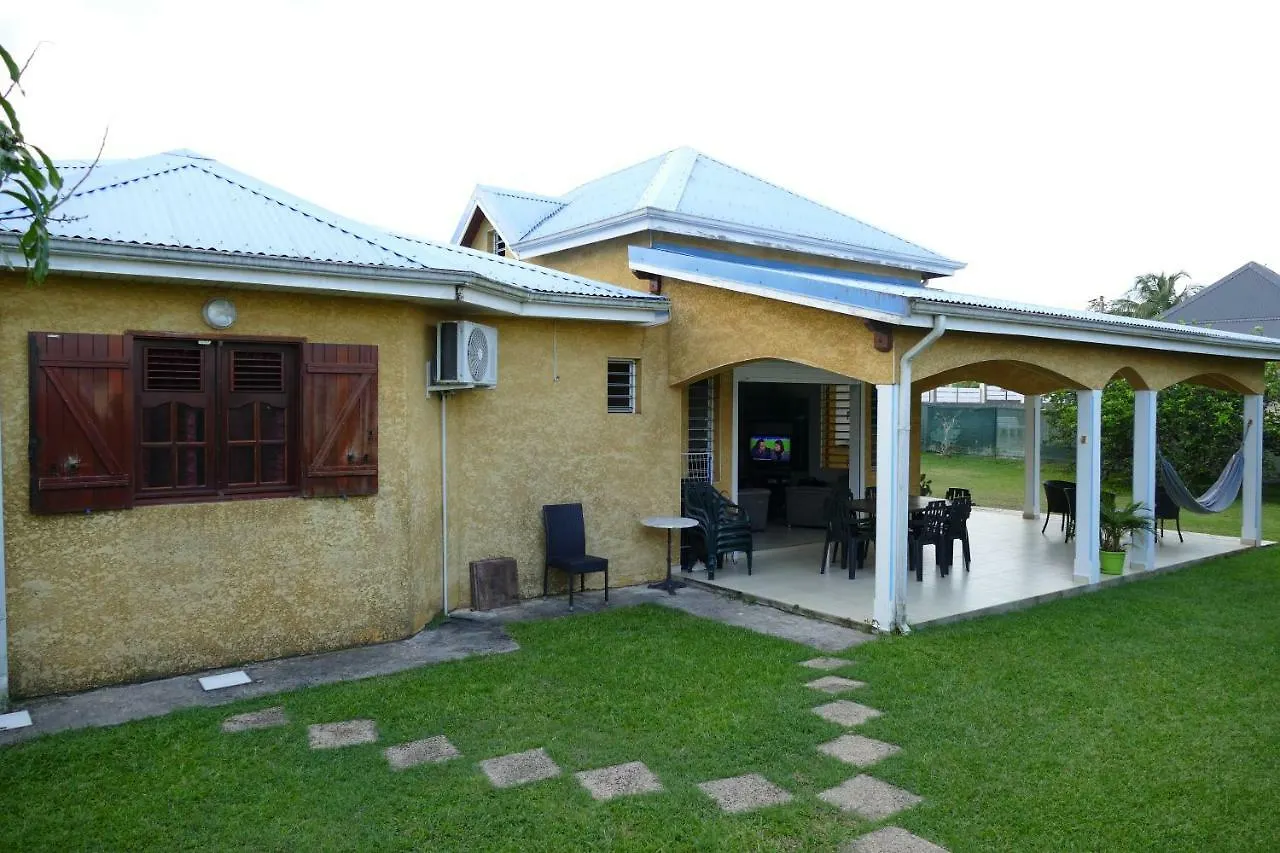 La Villa Bois-Rada Sainte-Rose 0*,  Guadalupe